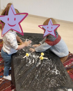 2 enfants en atelier